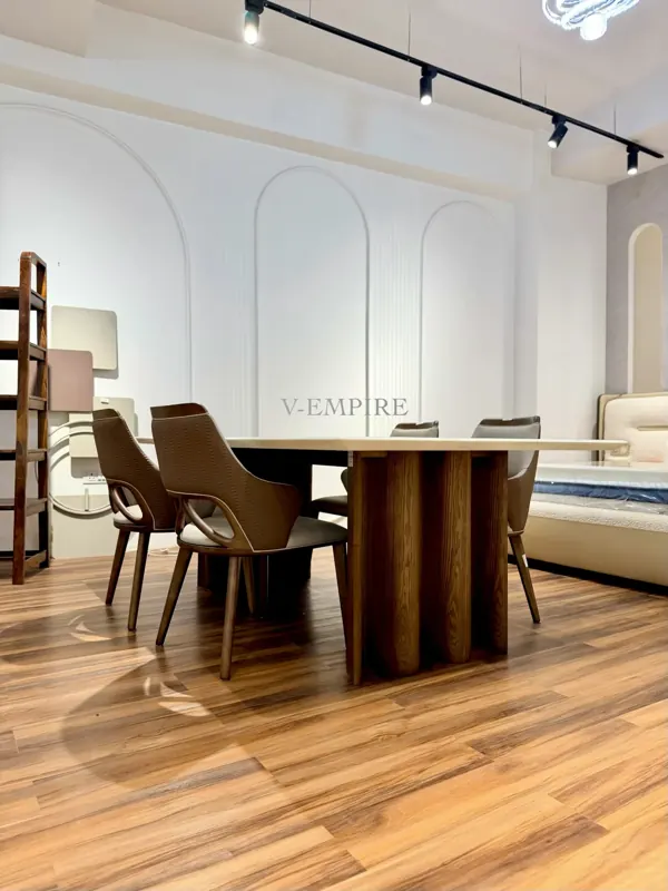 V-Empire Dining Set
